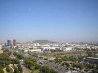 Pohled na Barcelonu z hotelového pokoje